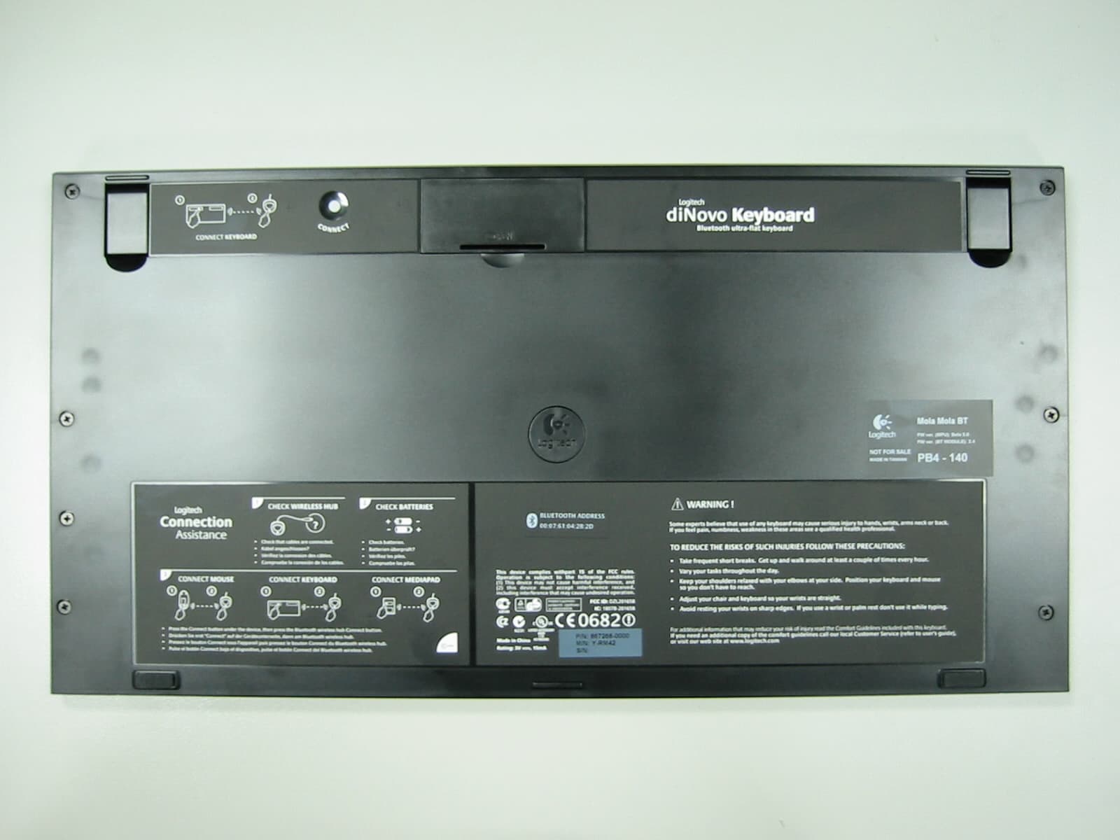 Bluetooth Wireless Keyboard - FCC ID DZL201658 - Logitech Inc