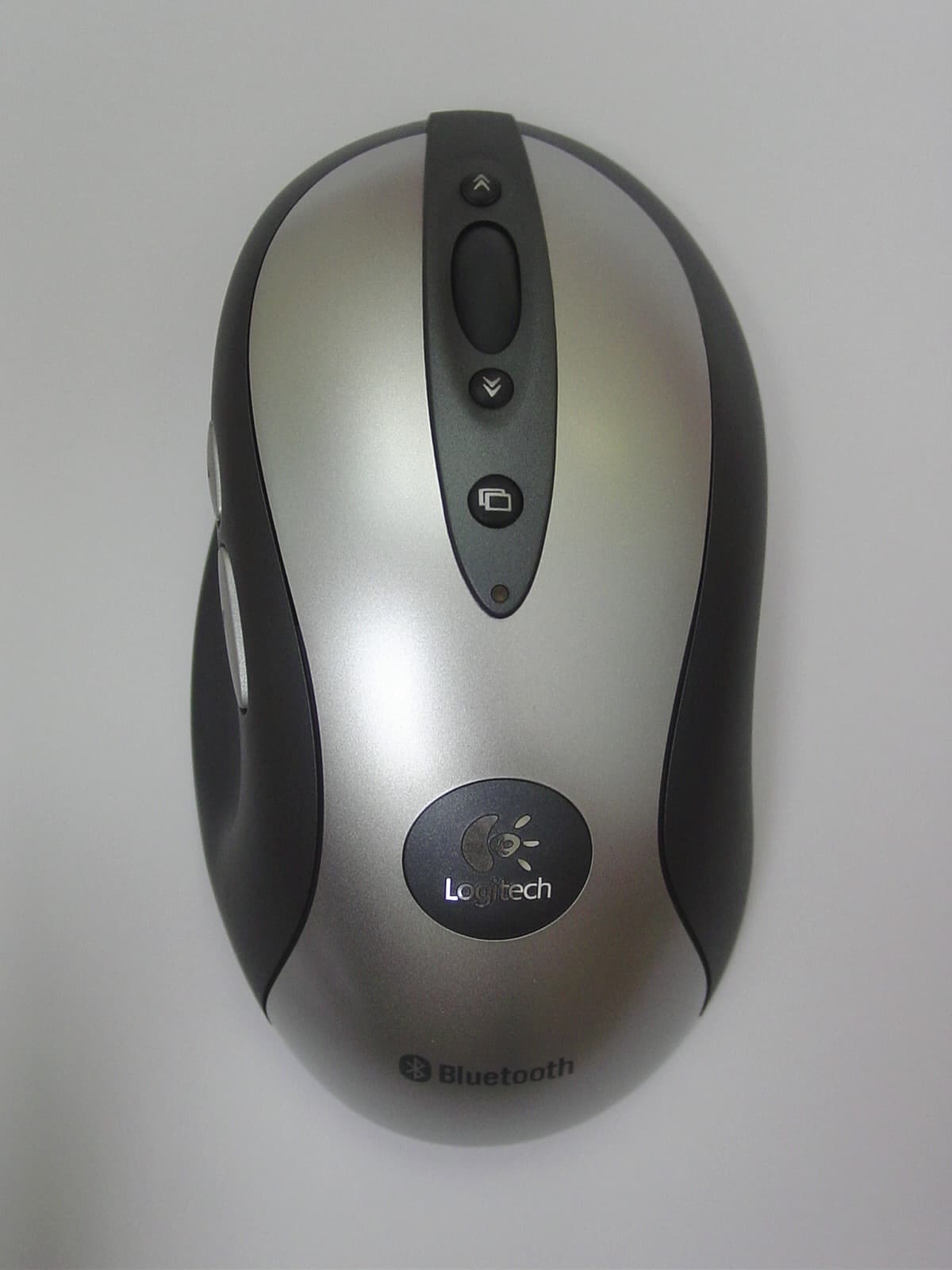 Bluetooth Wireless Mouse - FCC ID DZL201662 - Logitech Inc