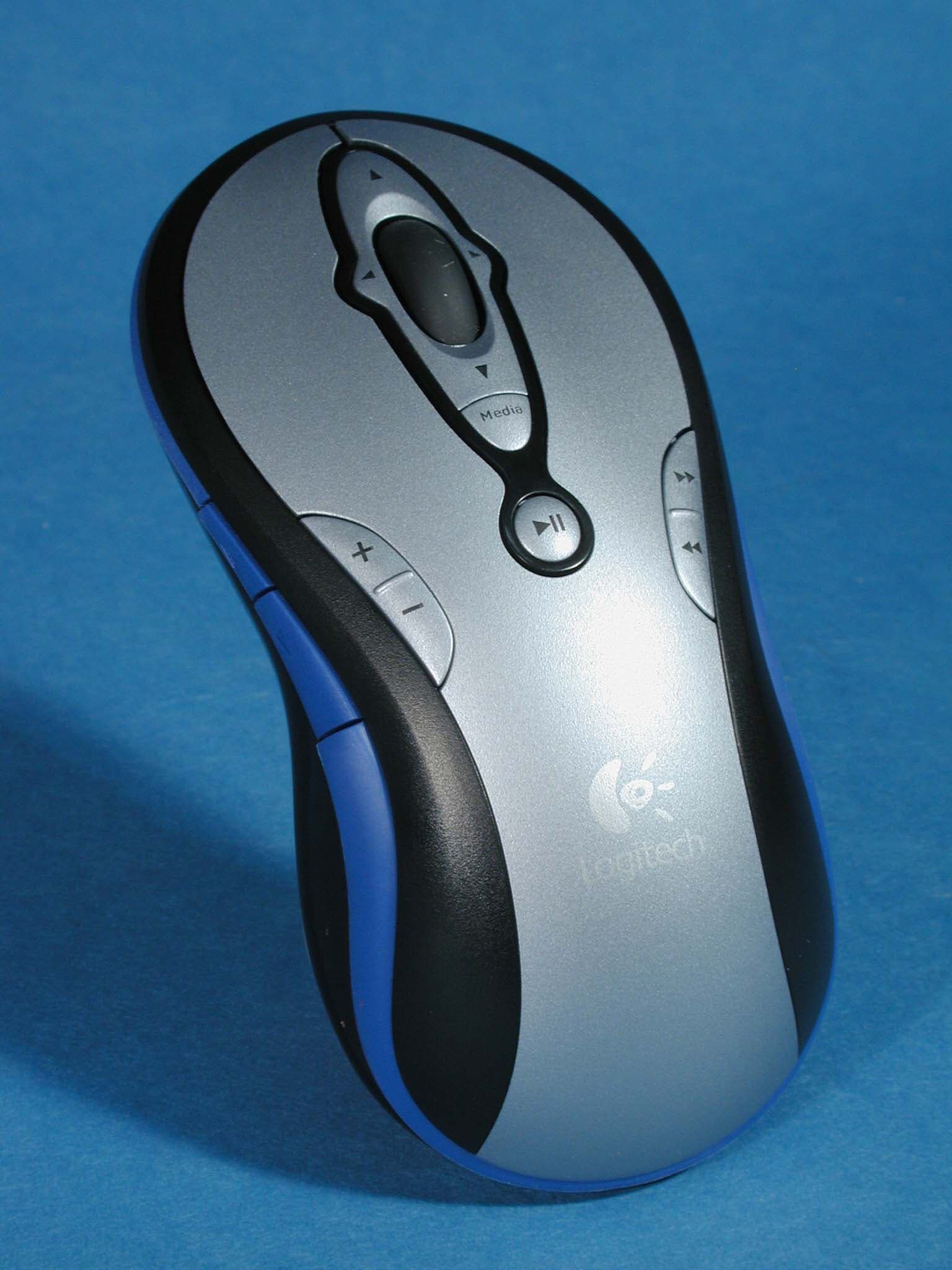 Cordless Mouse - FCC ID DZL201843 - Logitech Inc (2)