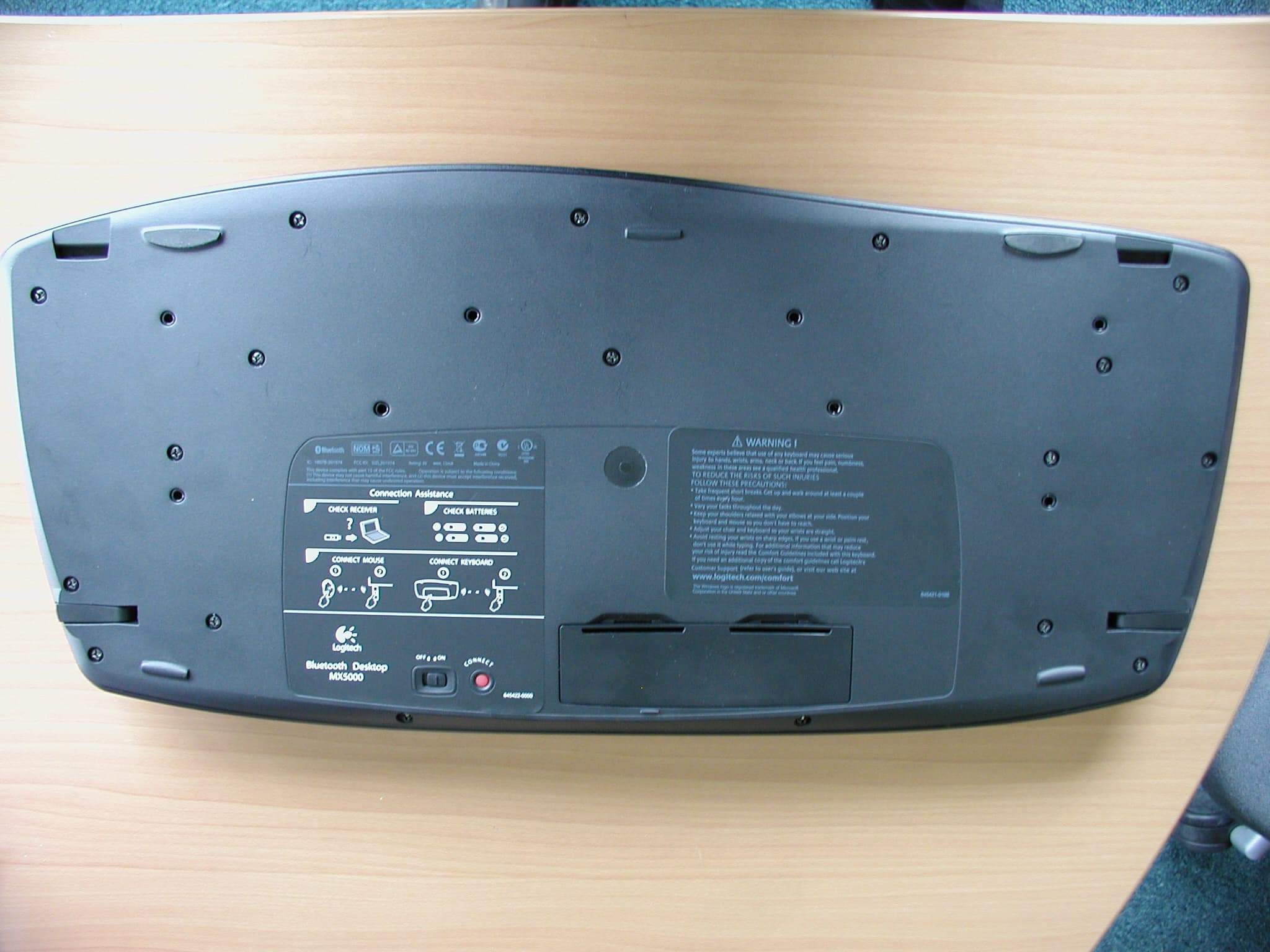 Bluetooth Keyboard - FCC ID DZL201974 - Logitech Inc