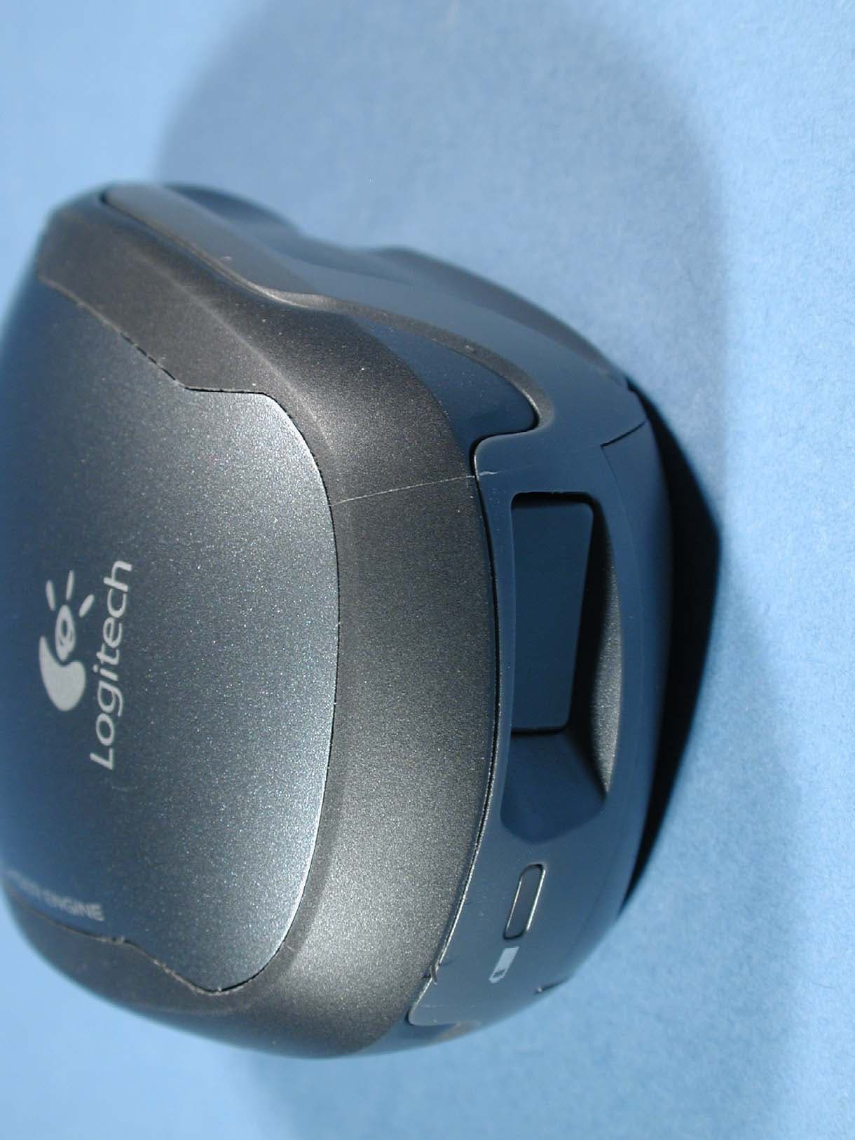 Cordless Mouse - FCC ID DZL201992 - Logitech Inc (3)