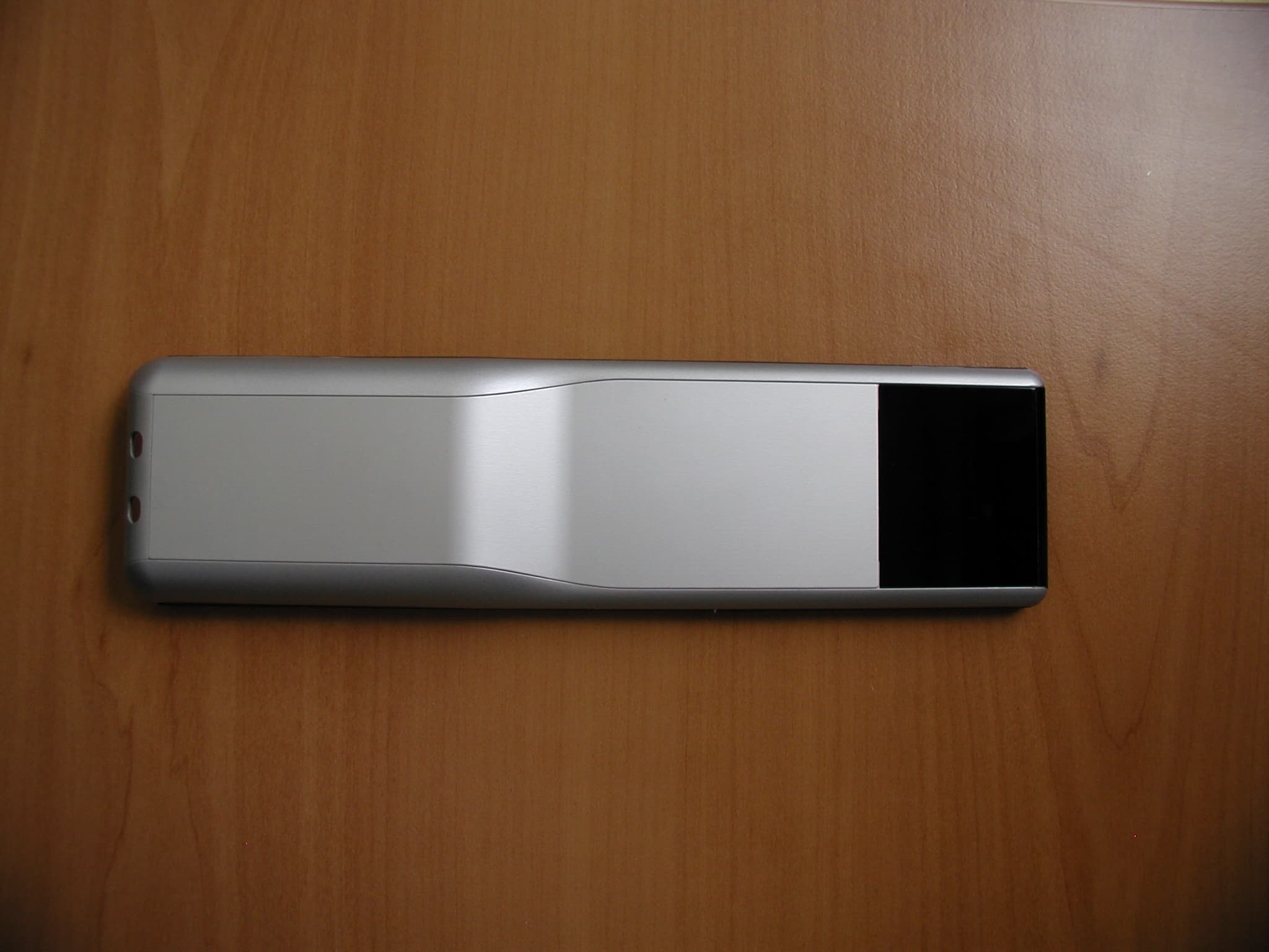 Bluetooth Transceiver - FCC ID DZL202104 - Logitech Inc