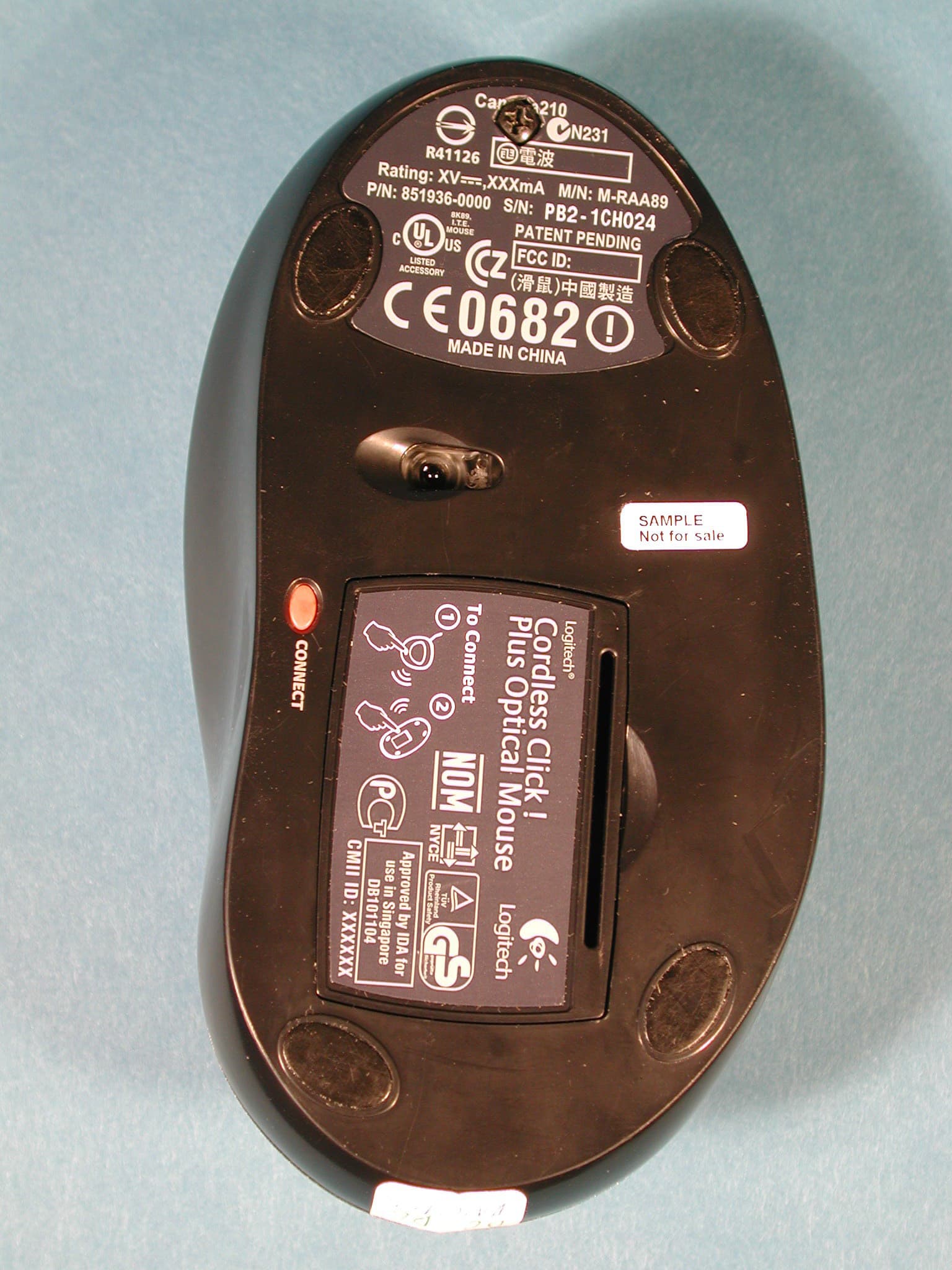 Logitech Cordless Click! Plus Optical Mouse - FCC ID DZL211646 - Logitech Inc