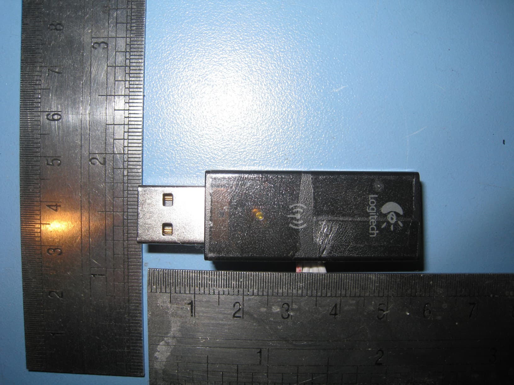 Wireless Adapter - FCC ID DZLA00026 - Logitech Inc