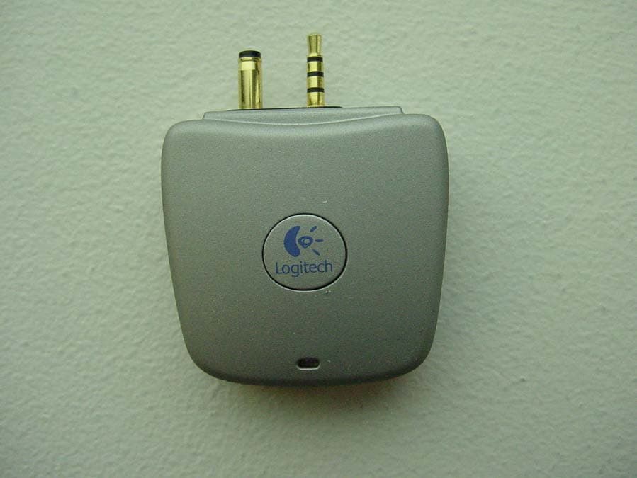 F-0132B - FCC ID DZLF0132B - Logitech Inc (2)
