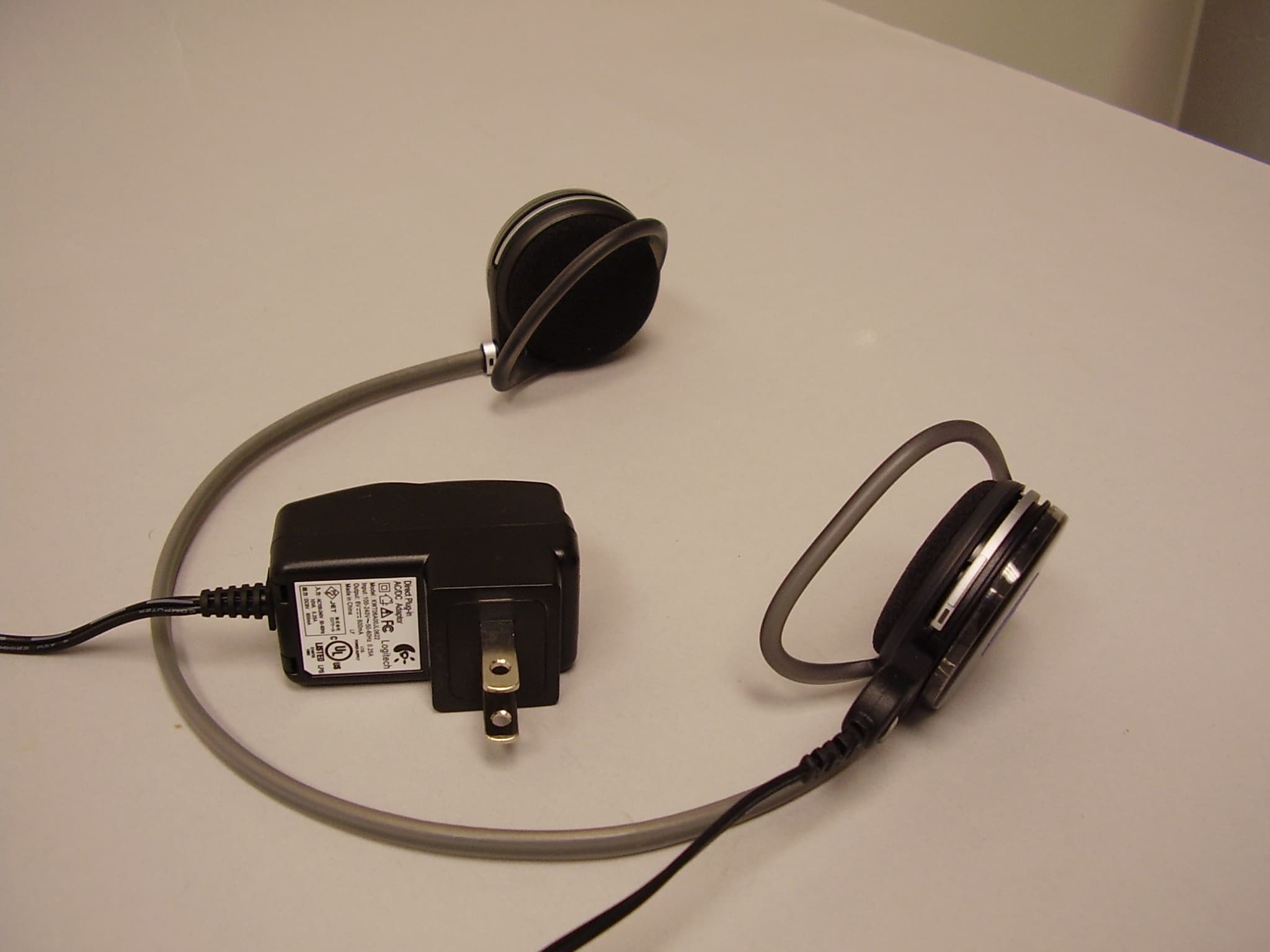 F-0461A - FCC ID DZLF0461A - Logitech Inc