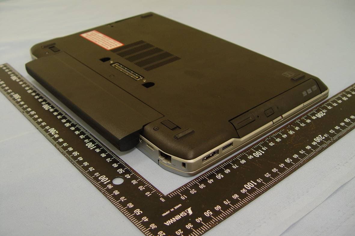 RFID 13.56MHz Wireless Module - FCC ID E2K-DWRFID1202 - Dell Inc. (3)