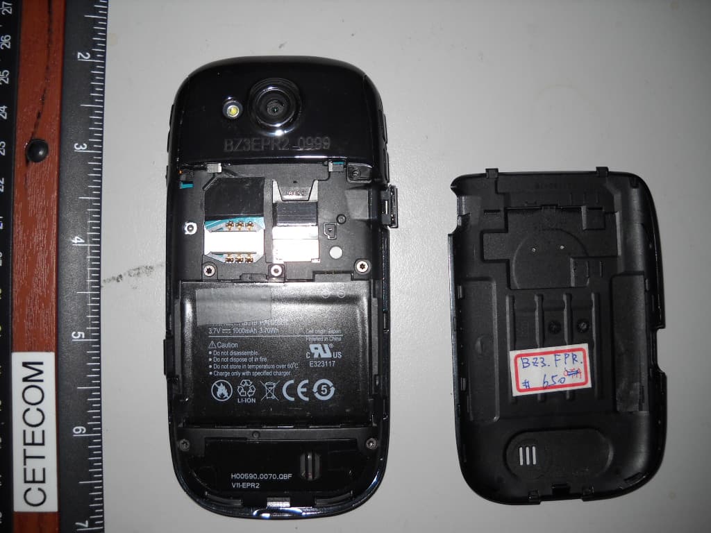 GSM/UMTS Mobile phone - FCC ID E2KV01B001 - Dell Inc. (3)