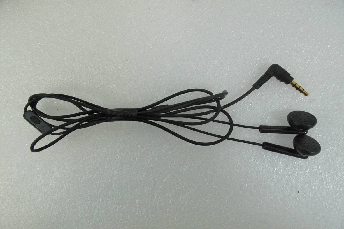 SMART PHONE - FCC ID E2KV03B002 - Dell Inc. (5)