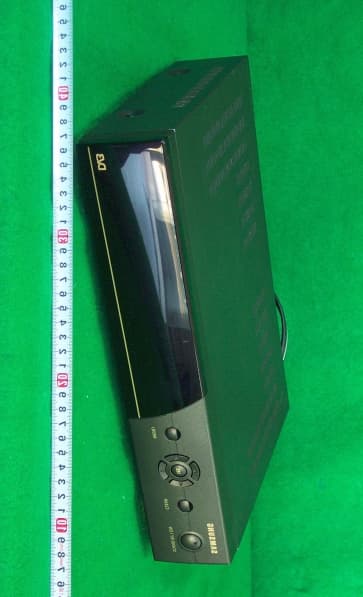 Digital Satellite Receiver - FCC ID E2XDSR2800 - Samsung Electro Mechanics (2)