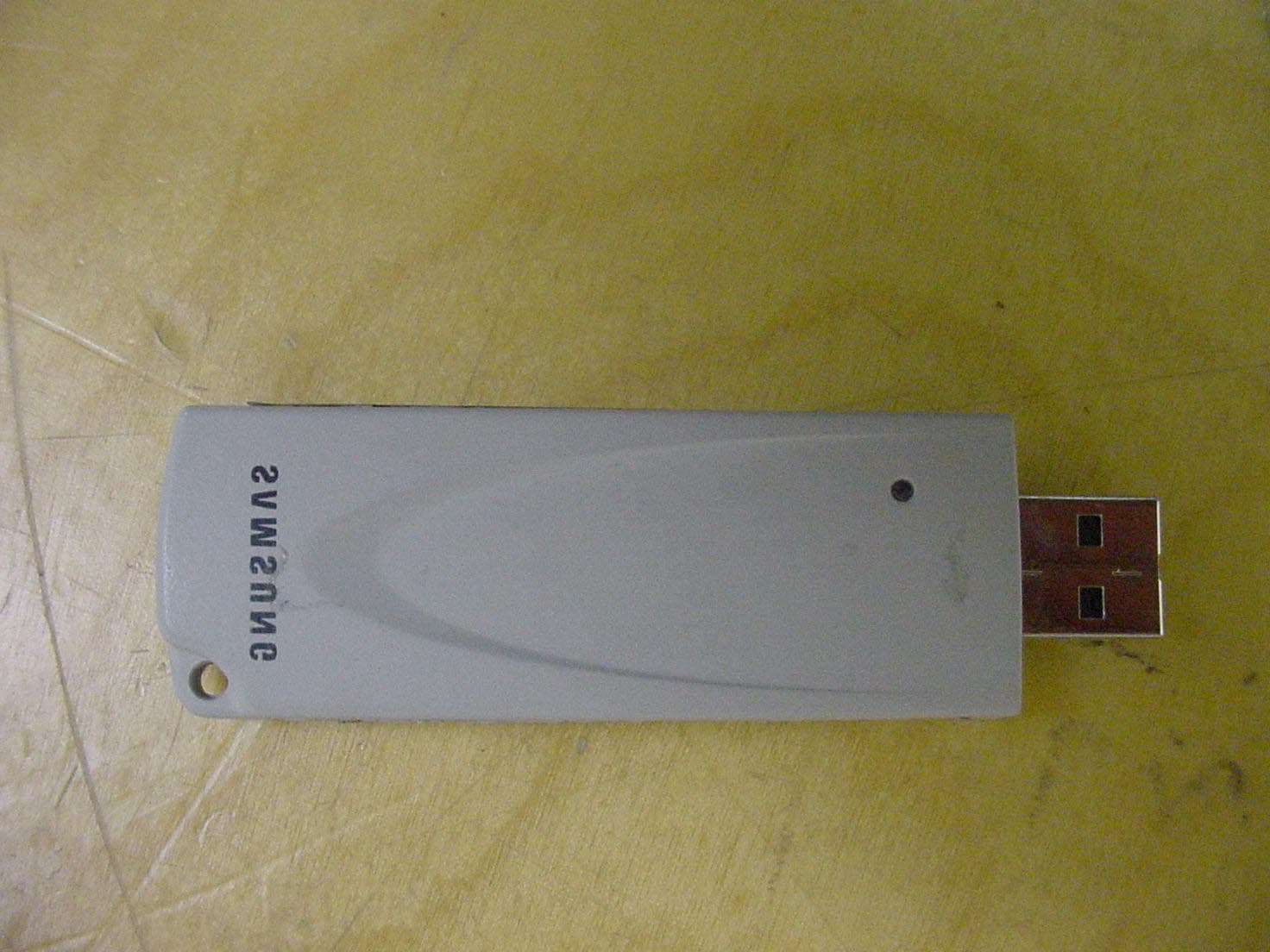 USB Wireless LAN Adapter - FCC ID E2XSWL-2200U - Samsung Electro Mechanics (2)