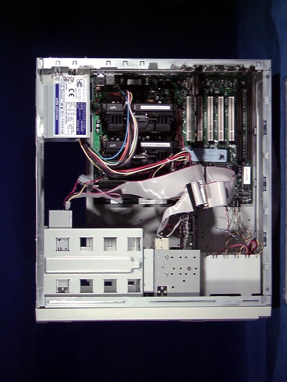 Dual Pentium II PCI/ISA/AGP Bus ATX Mini-Tower PC - FCC ID E3EEX-2EZZZ-ZZZH - Everex Systems Inc (5)
