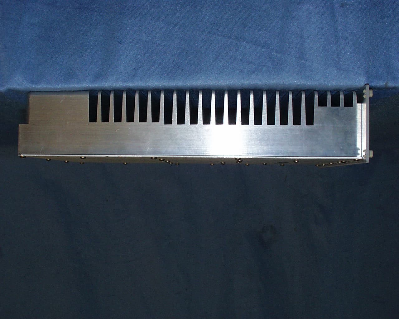 Single-Channel GSM/EDGE Amplifier - FCC ID E675JS0064 - Powerwave Technologies Inc (2)