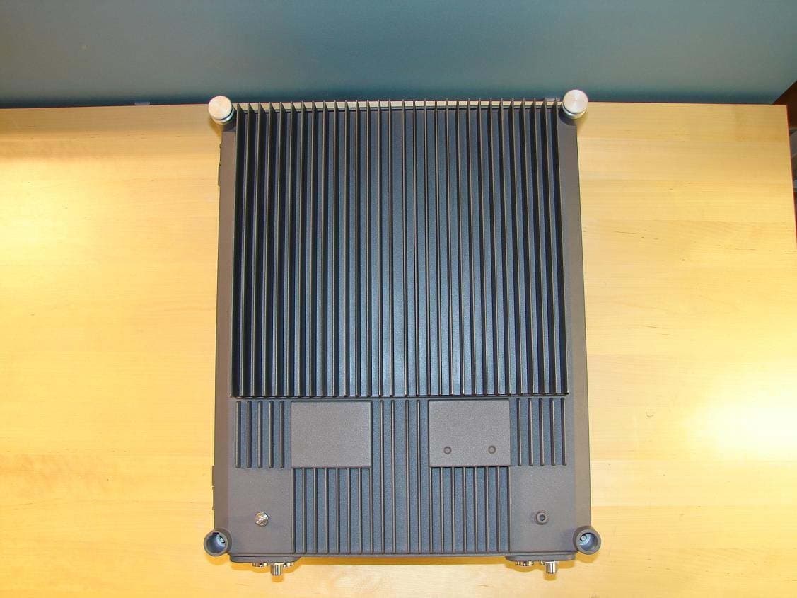 800 MHz Band Selective Repeater - FCC ID E675JS0093 - Powerwave Technologies Inc (2)