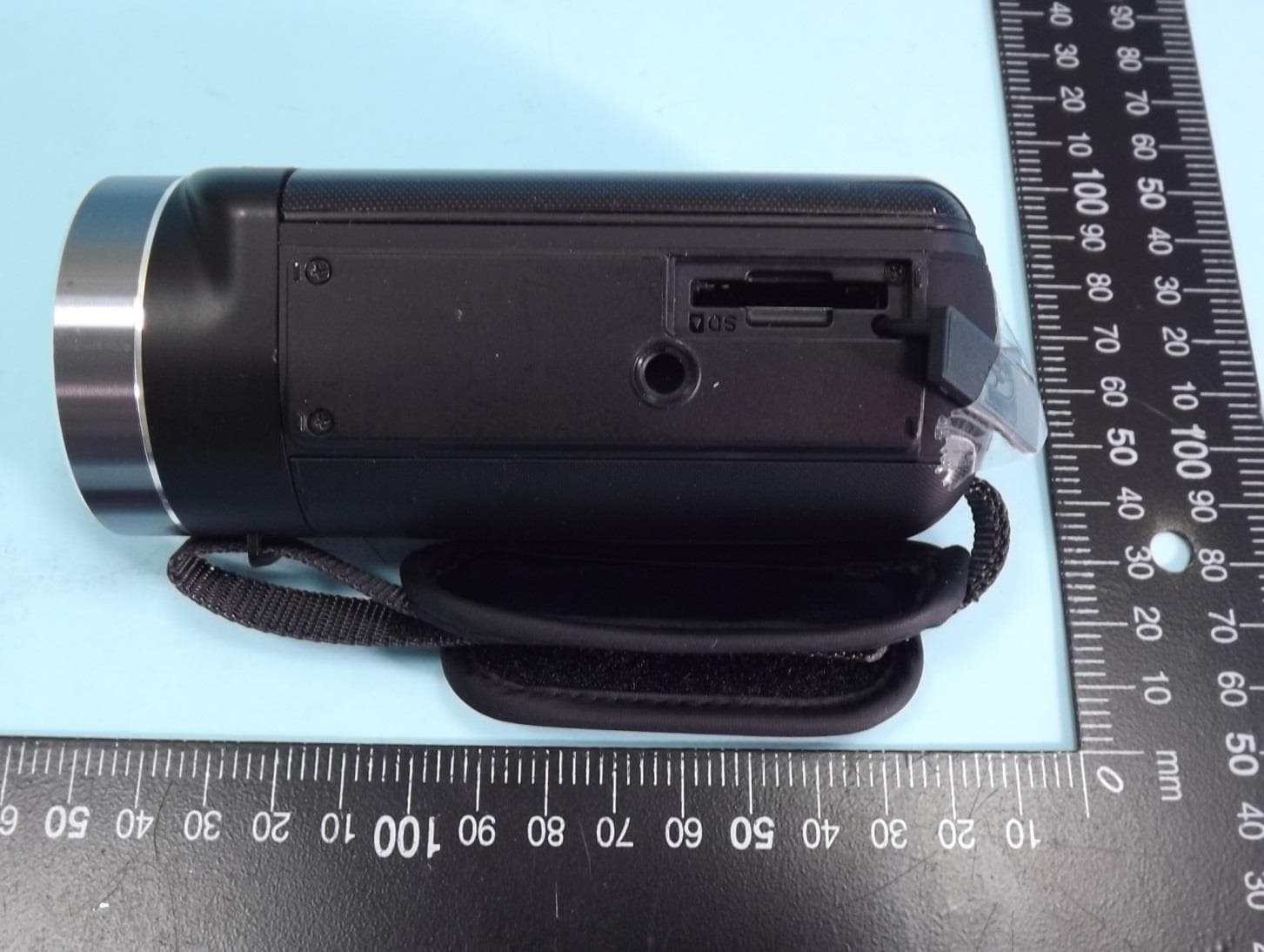 WIRELESS CAMCORDER - FCC ID E8HDCD210C200 - Chicony Electronics Co Ltd (4)