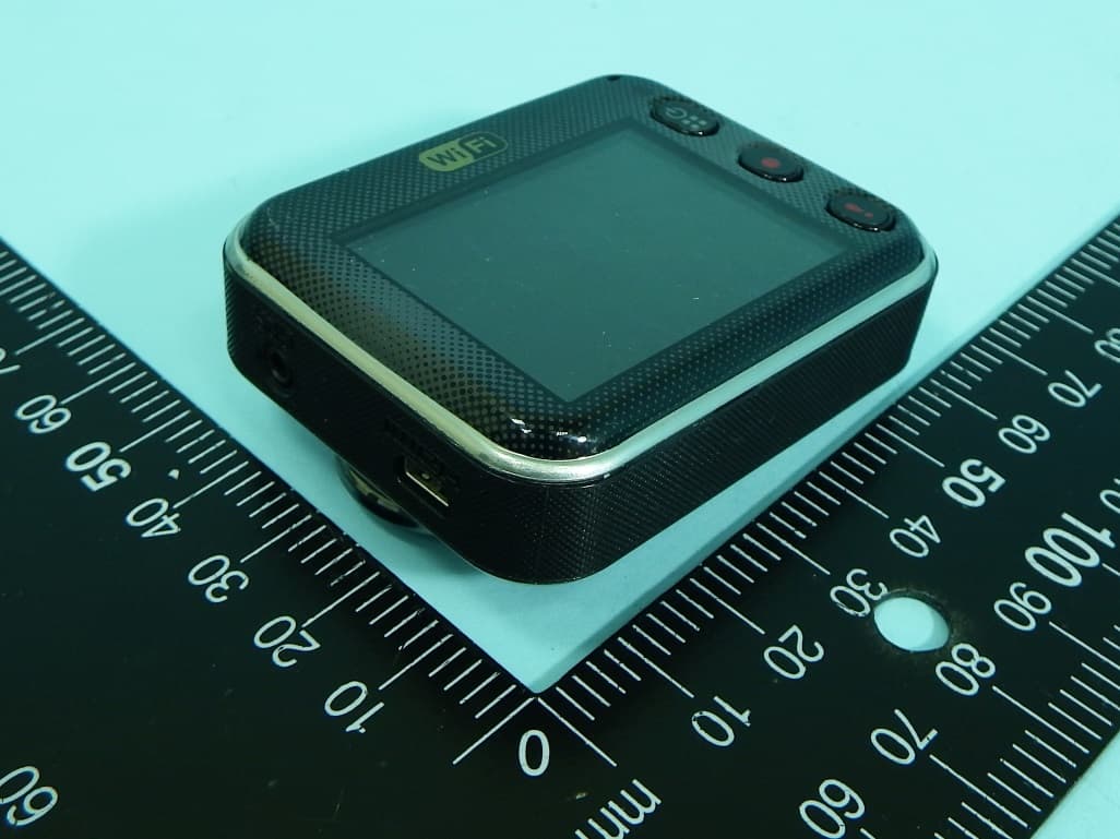 Wireless Digital Camera - FCC ID E8HDCD245R50 - Chicony Electronics Co Ltd (3)