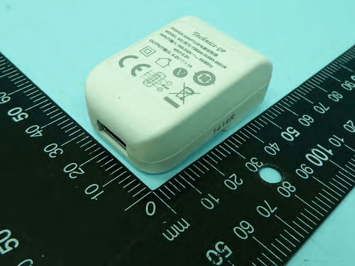 Wireless Digital Camera - FCC ID E8HDCD320B30 - Chicony Electronics Co Ltd (2)