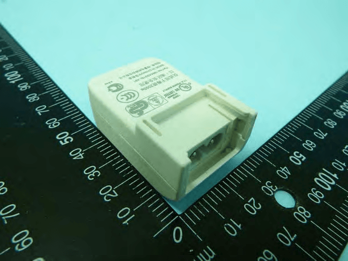 Wireless Digital Camera - FCC ID E8HDCD320B30 - Chicony Electronics Co Ltd (3)