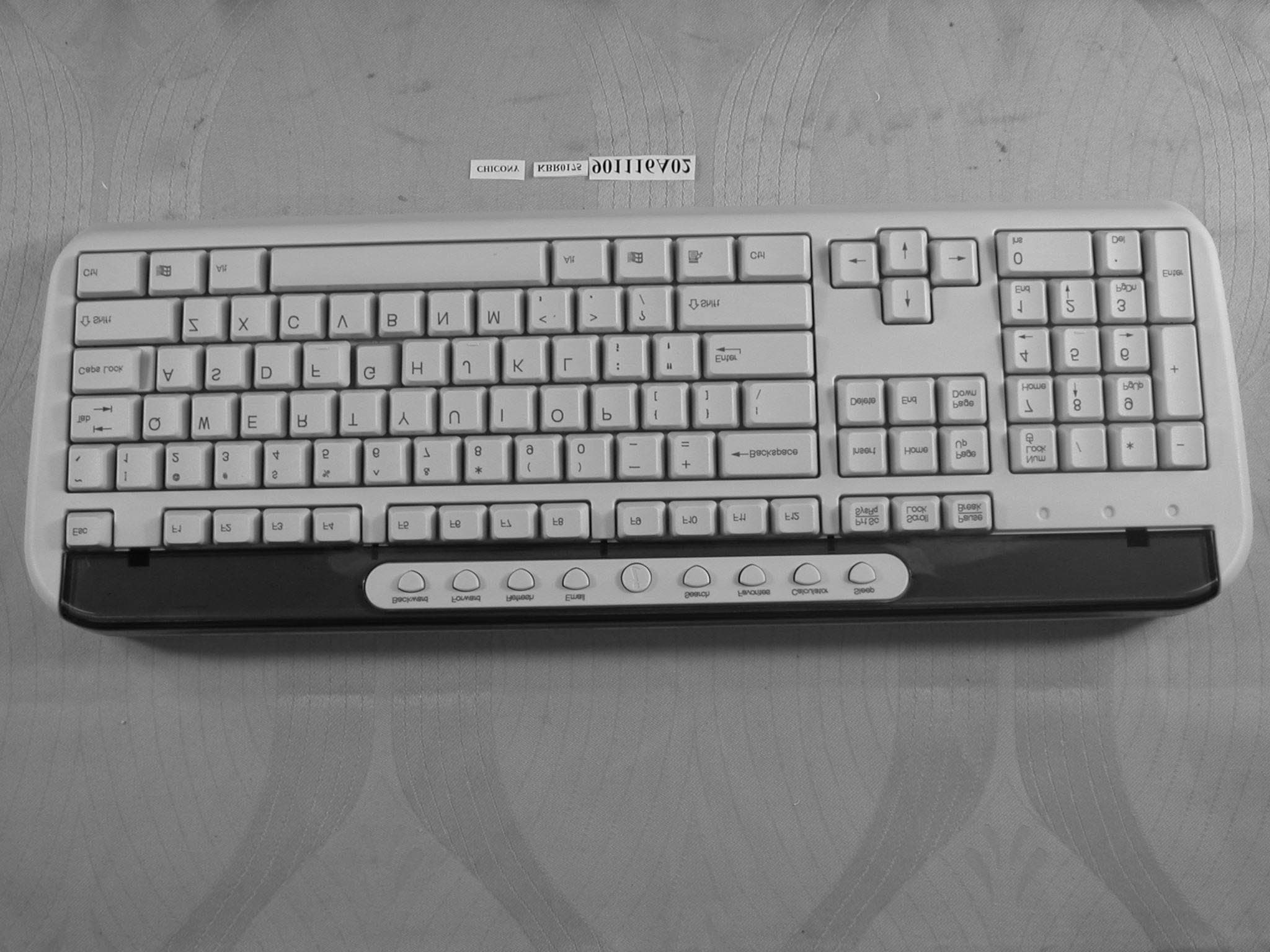 Wireless Keyboard - FCC ID E8HKBR0175 - Chicony Electronics Co Ltd
