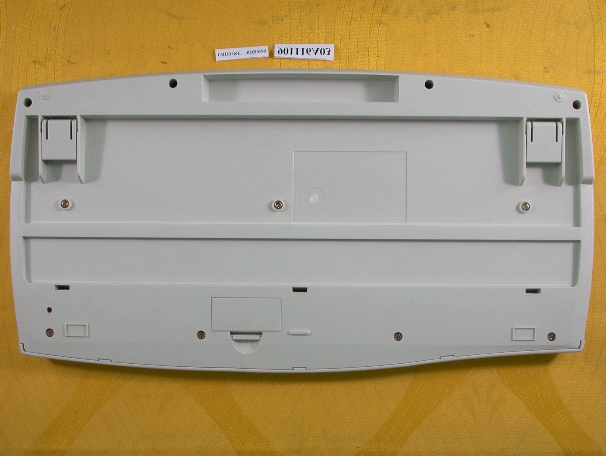 Wireless Keyboard - FCC ID E8HKBR0180 - Chicony Electronics Co Ltd (4)