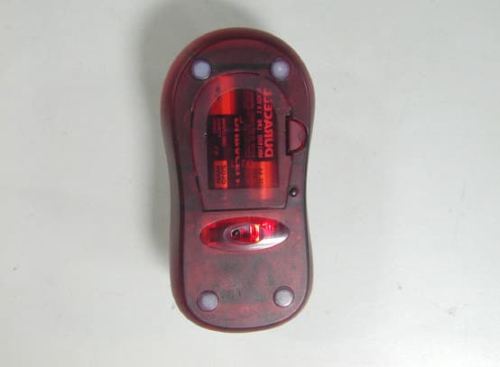 Wireless Mouse - FCC ID E8HMR-0350T - Chicony Electronics Co Ltd
