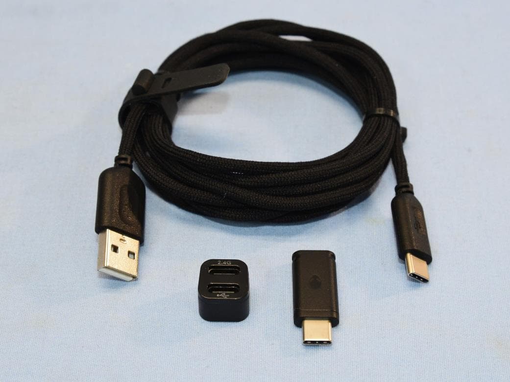 Dongle - FCC ID E8HRG-2308 - Chicony Electronics Co Ltd (3)