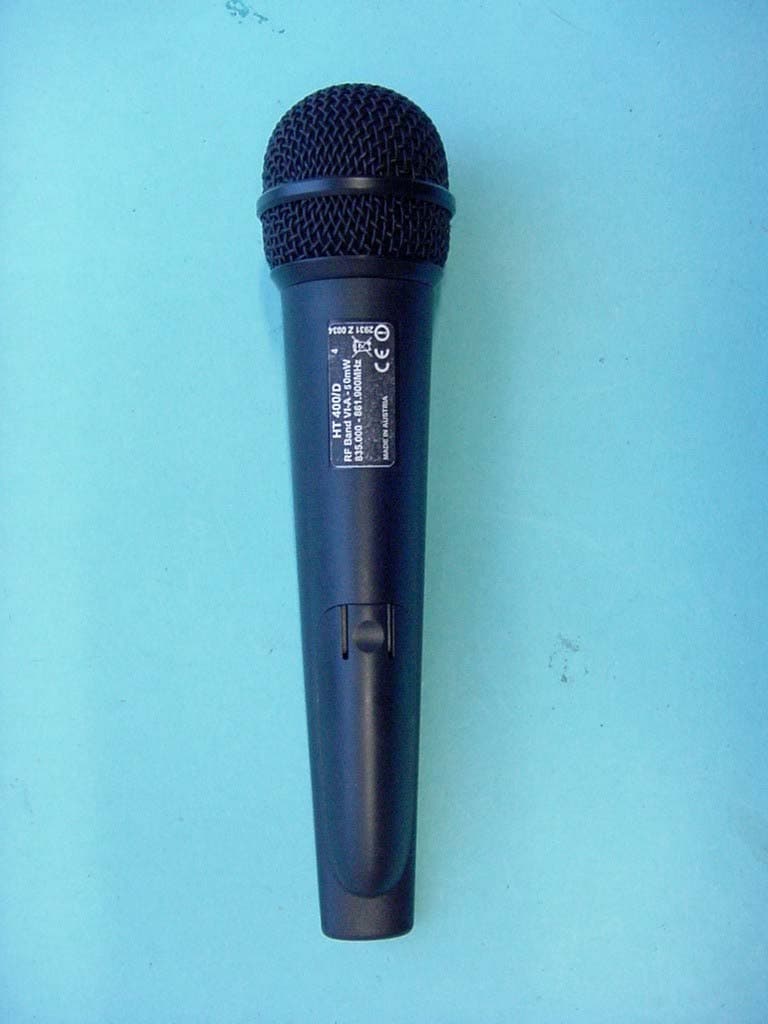 Handheld Transmitter - FCC ID E9MHT400 - AKG Acoustics US (2)