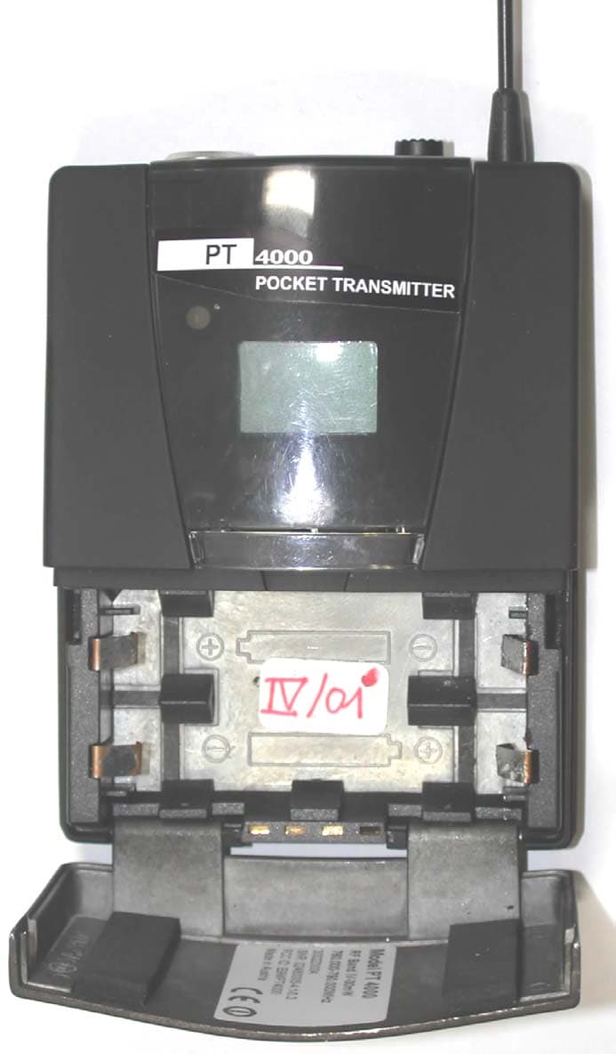 PT4000 Bodypack Transmitter - FCC ID E9MPT4000 - AKG Acoustics US