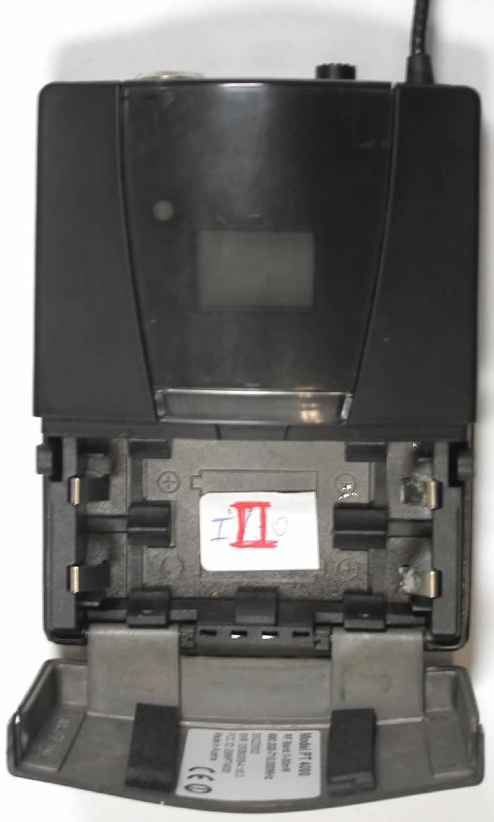 PT4000 Bodypack Transmitter - FCC ID E9MPT4000 - AKG Acoustics US (3)