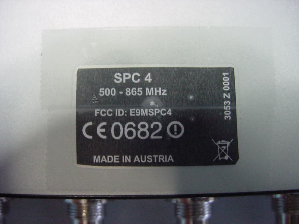 Power Combiner - FCC ID E9MSPC4 - AKG Acoustics US