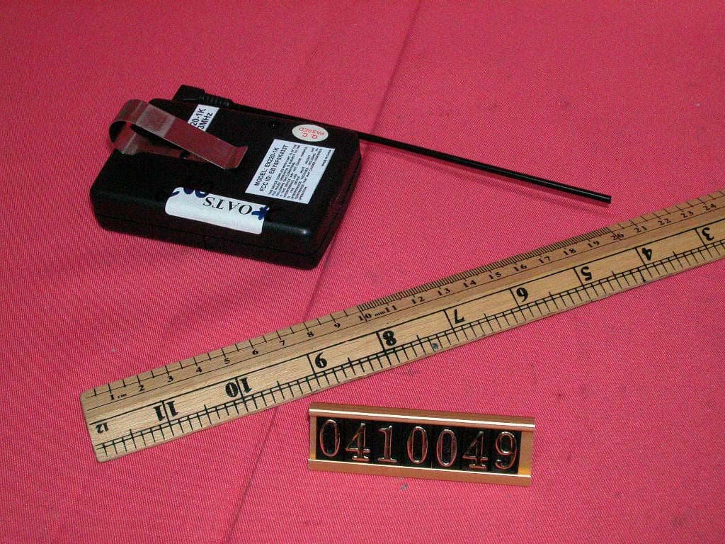 Transmitter for Garage Gate Opener - FCC ID EBY6F0K433T - Keystone Electronics Co Ltd
