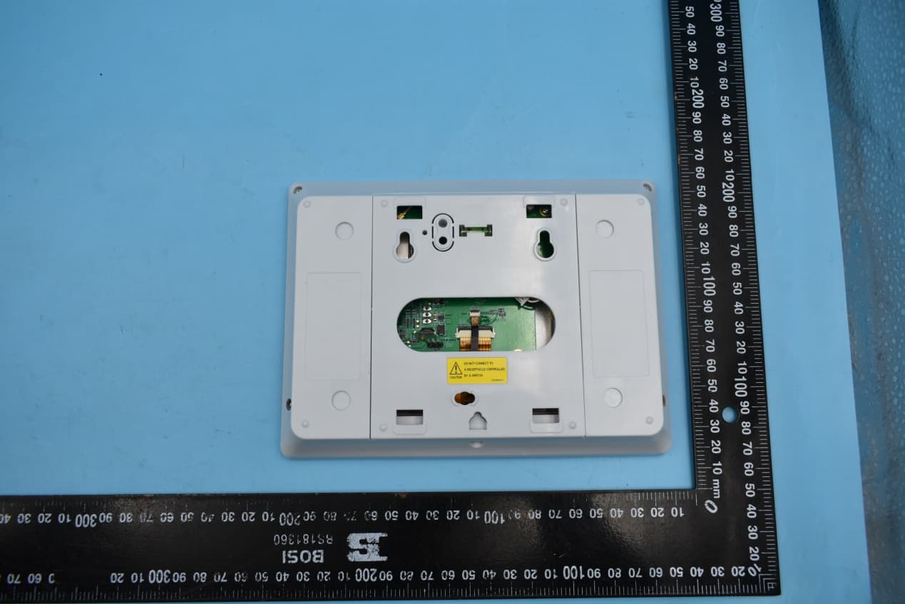 Edge Remote Keypad with 2.4G and 5G WiFi - FCC ID EF400189 - Nice North America LLC