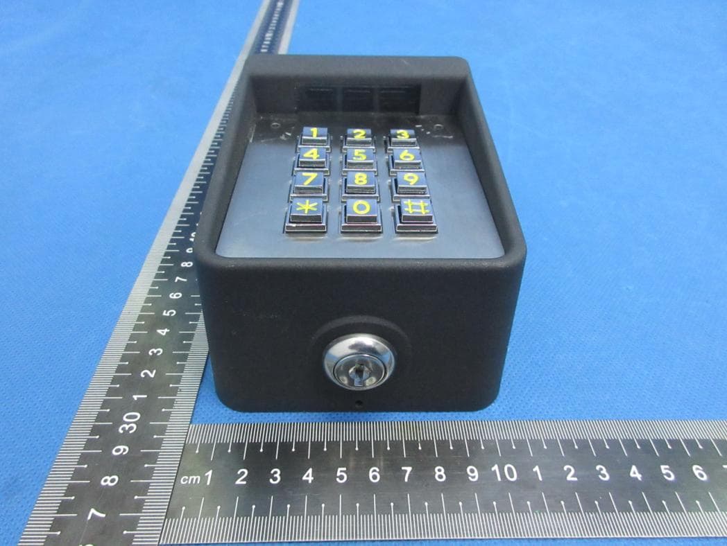 WIRELESS KEYPAD TRANSMITTER - FCC ID EF400208 - Nice North America LLC (2)