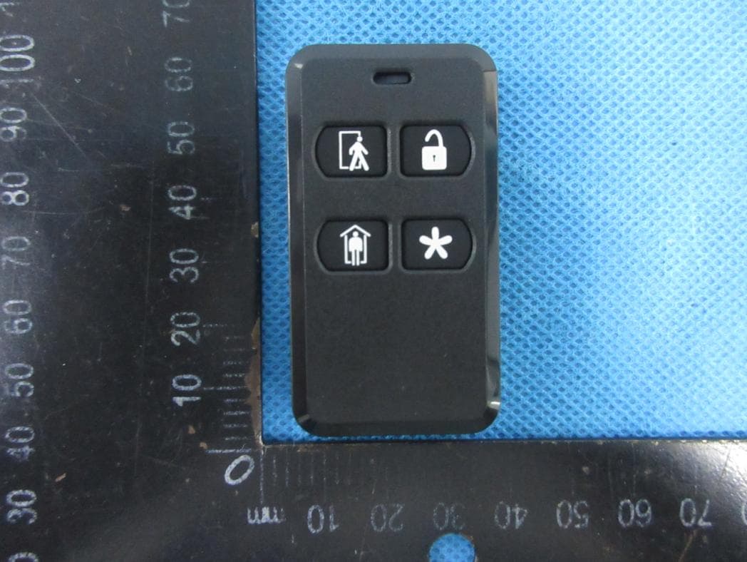 4-BUTTON KEYFOB REMOTE - FCC ID EF400232 - Nice North America LLC