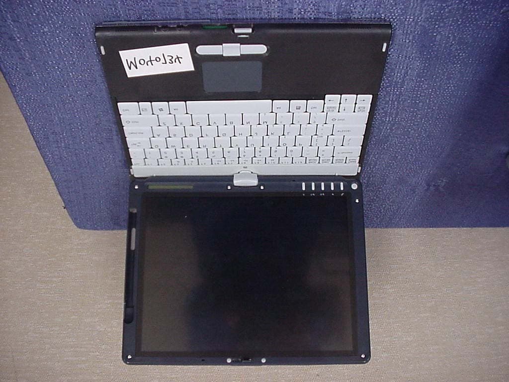 T Series Tablet PC with WM3B2200BG and UGXZ5-102A - FCC ID EJE-WB0010 - Fujitsu Client Computing Limited (FCCL) (4)