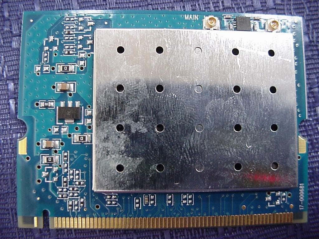 Lifebook C Series with WLL4070 11ABG WLAN & BT - FCC ID EJE-WB0032 - Fujitsu Client Computing Limited (FCCL)
