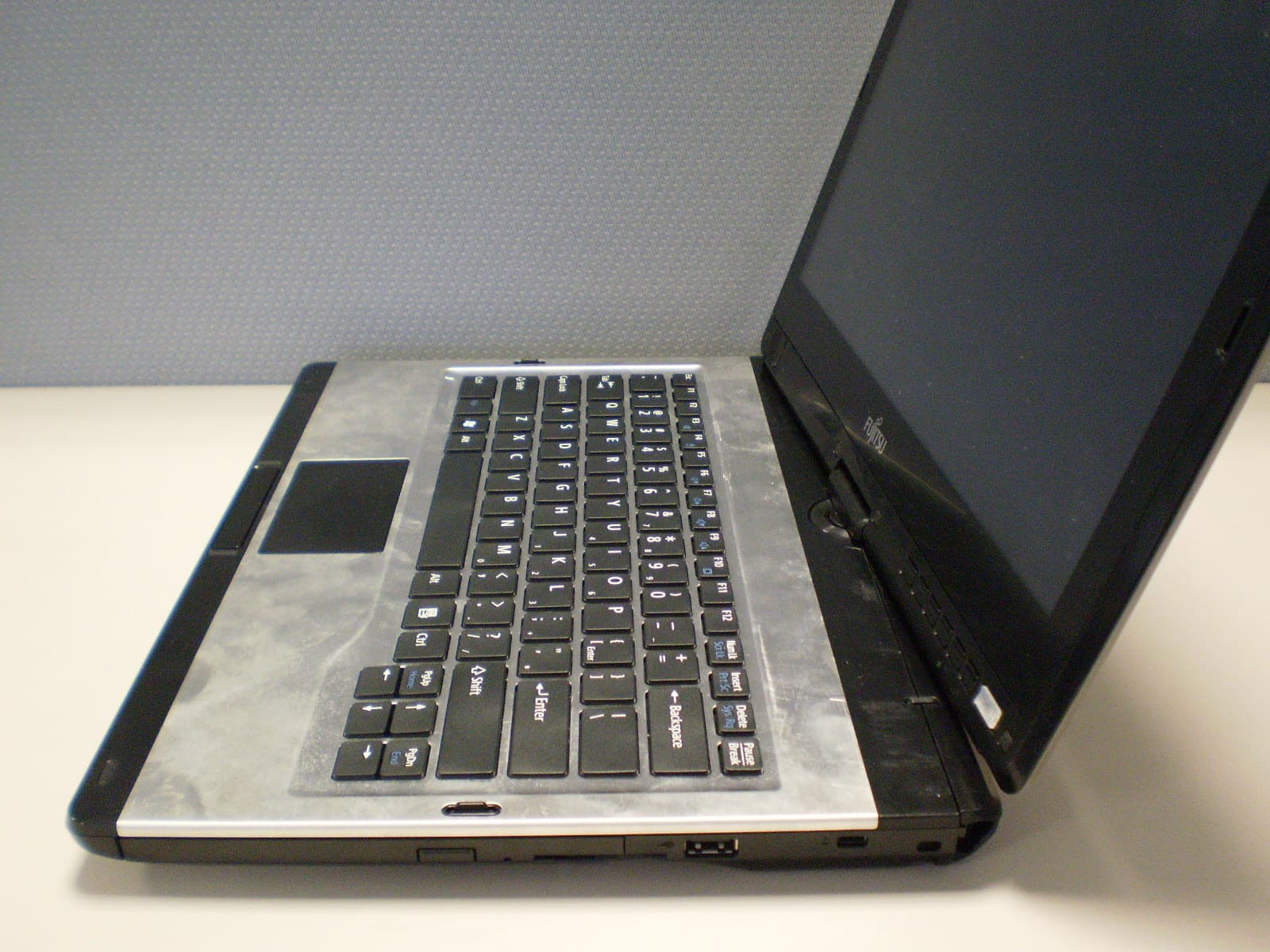 TAYLOR PEAK 62205 ANHMW WLAN IN T902 LIFEBOOK PC - FCC ID EJE-WL0027 - Fujitsu Client Computing Limited (FCCL)