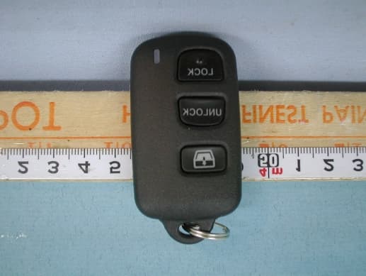 Remote Control Transmitter - FCC ID ELVAT1B - Nutek Corporation