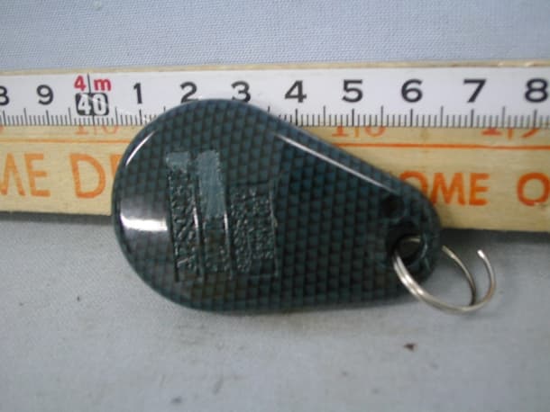 Car Alarm Transmitter - FCC ID ELVAT1C - Nutek Corporation (2)