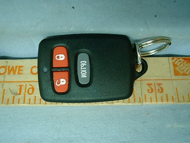 Car Alarm Transmitter - FCC ID ELVATOF - Nutek Corporation (2)