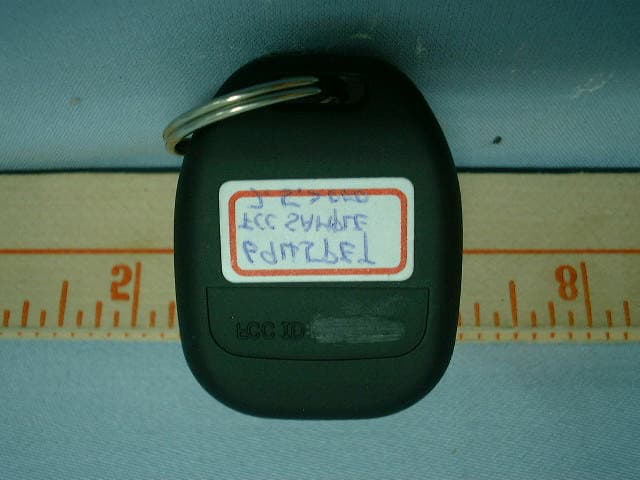 Car Alarm Transmitter - FCC ID ELVMT0C - Nutek Corporation (2)