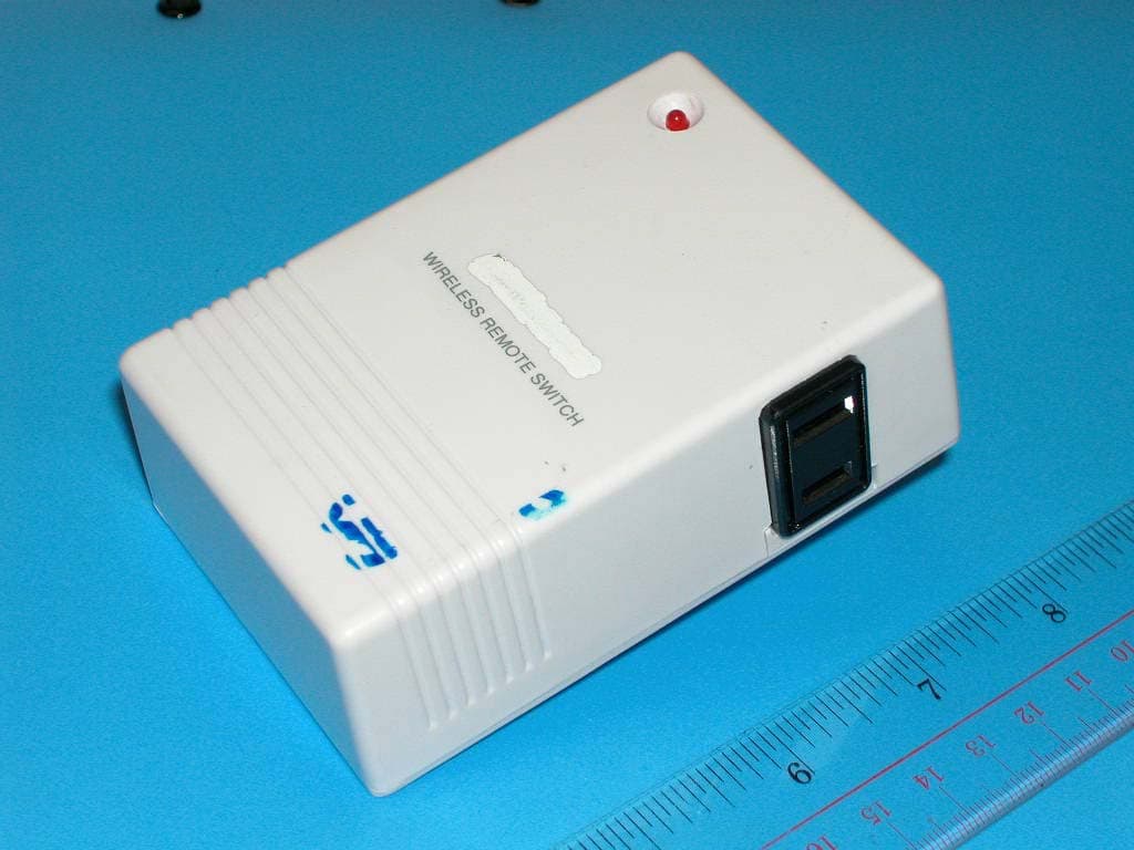 RF Wireless Remote Switch (433MHz Receiver) - FCC ID ELY547-47-1010-R - Jeckson Electric Co., Ltd (2)