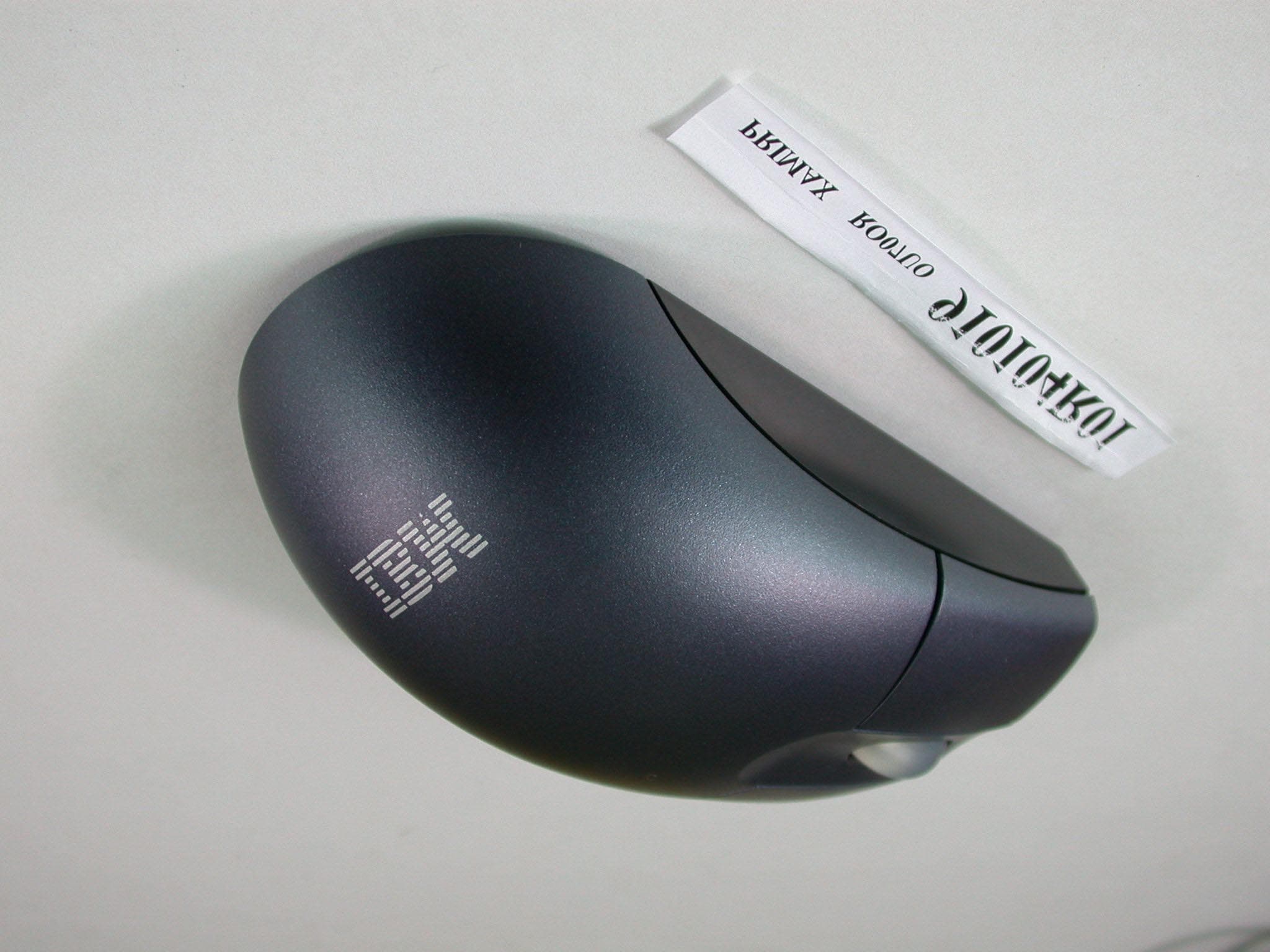 Wireless Mouse - FCC ID EMJRO07UO - Primax Electronics Ltd