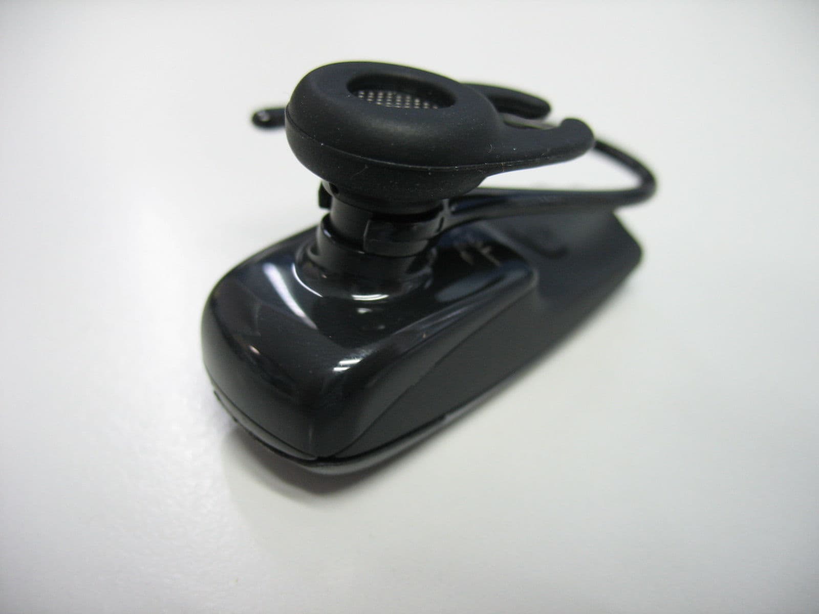Bluetooth Headset - FCC ID EMJTRFEX7 - Primax Electronics Ltd (4)