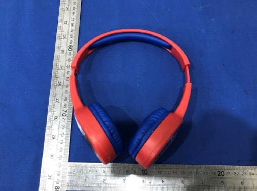B36VM Bluetooth Headphones - FCC ID EMOB36A - SDI Technologies Inc. (4)