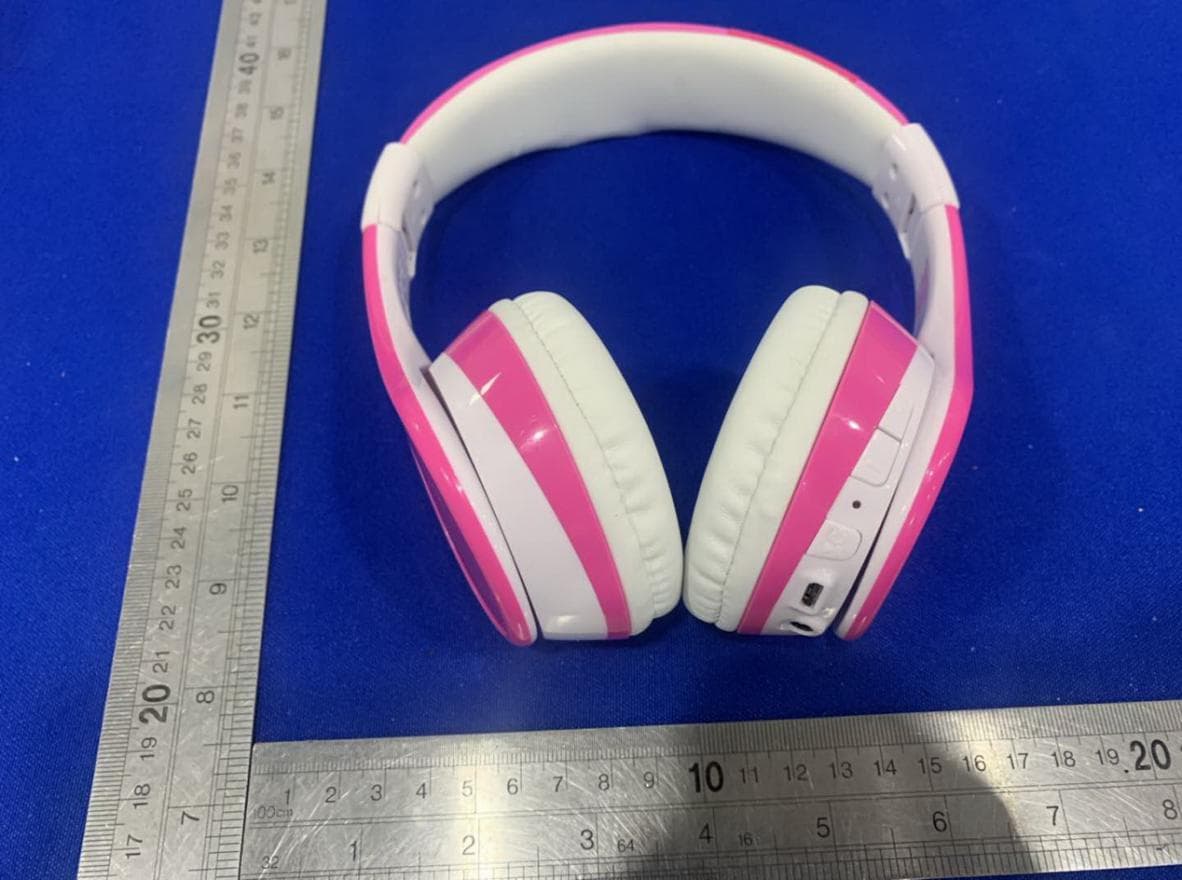 B52 Bluetooth Headphones - FCC ID EMOB52A - SDI Technologies Inc. (5)