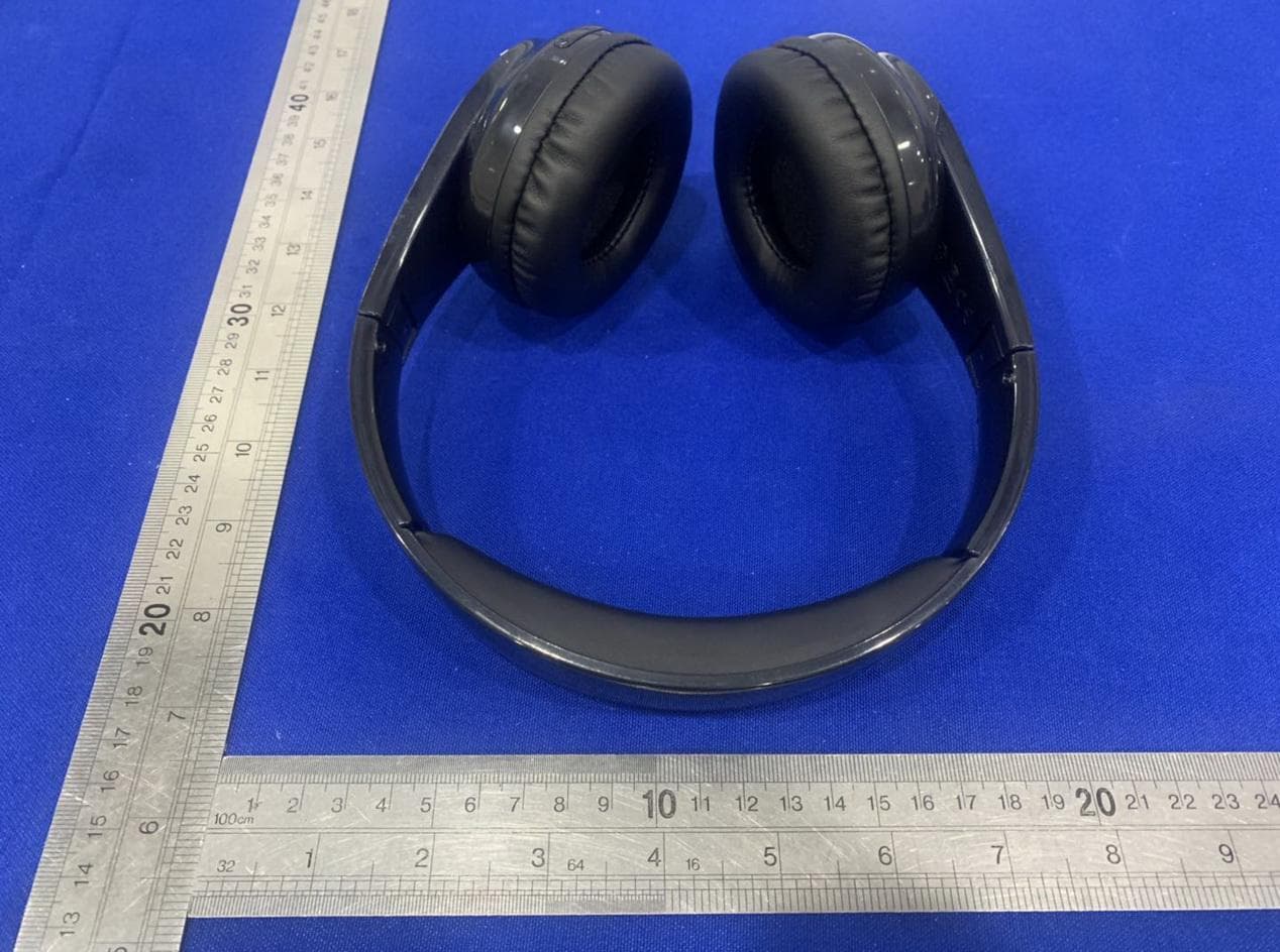 B60 Bluetooth Headphones - FCC ID EMOB60A - SDI Technologies Inc.