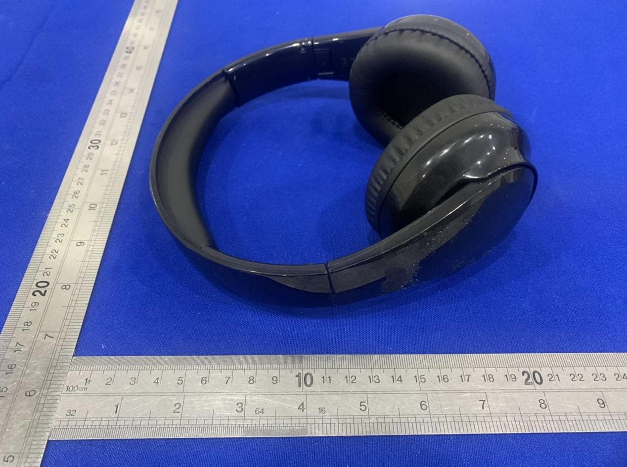 B60 Bluetooth Headphones - FCC ID EMOB60A - SDI Technologies Inc. (2)
