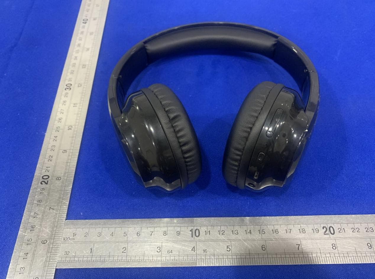 B60 Bluetooth Headphones - FCC ID EMOB60A - SDI Technologies Inc. (5)