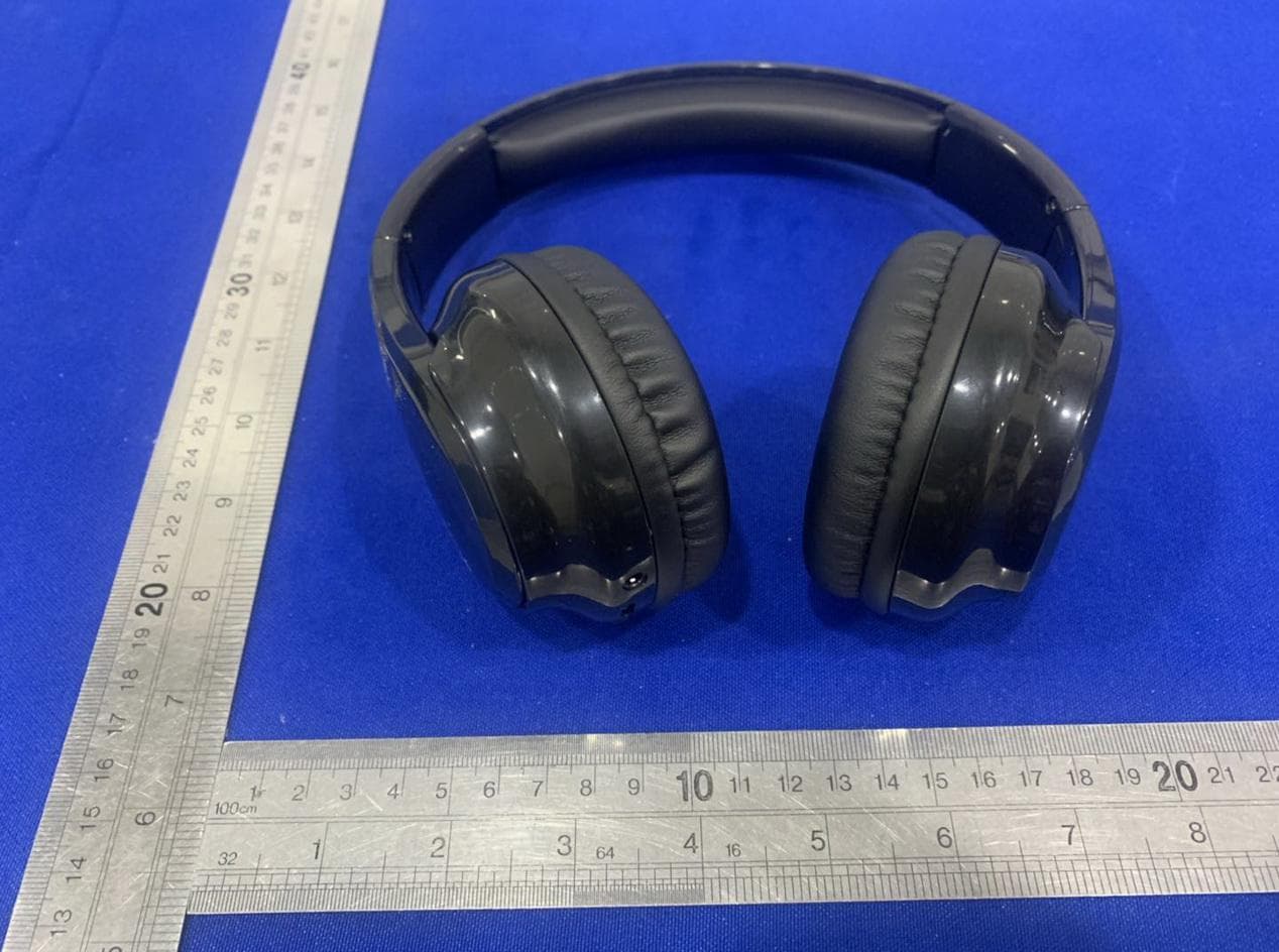 B60 Bluetooth Headphones - FCC ID EMOB60A - SDI Technologies Inc. (4)
